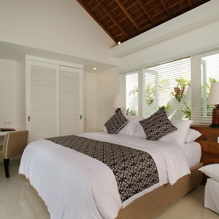 Collection O 20 Astana Kunti Seminyak Hotel ภายนอก รูปภาพ