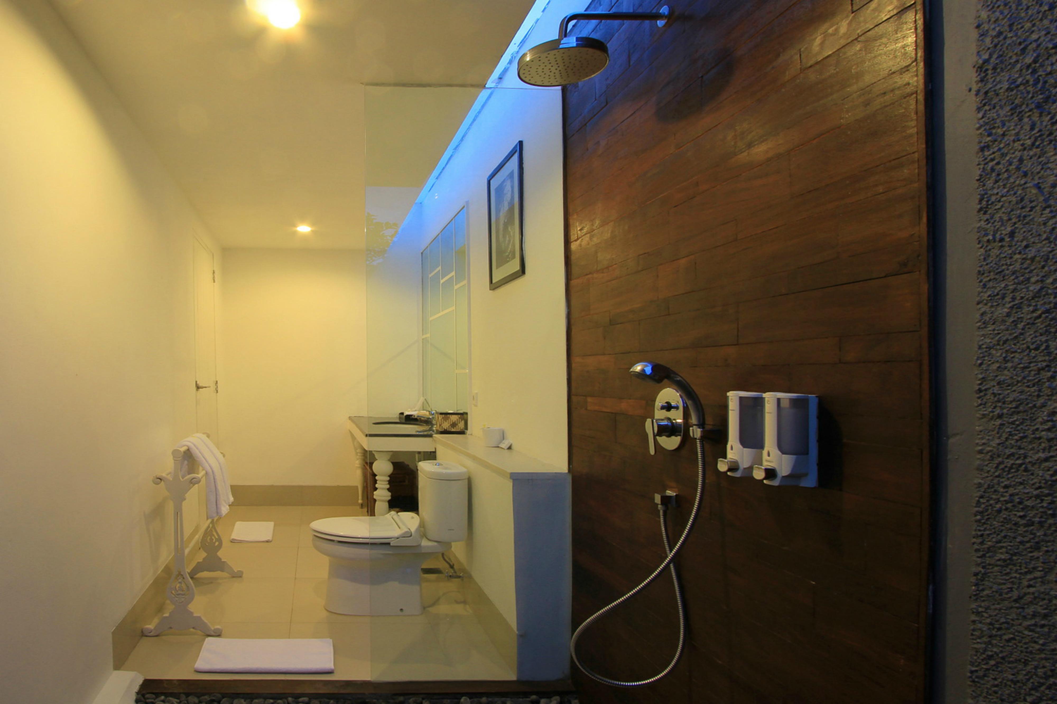 Collection O 20 Astana Kunti Seminyak Hotel ภายนอก รูปภาพ