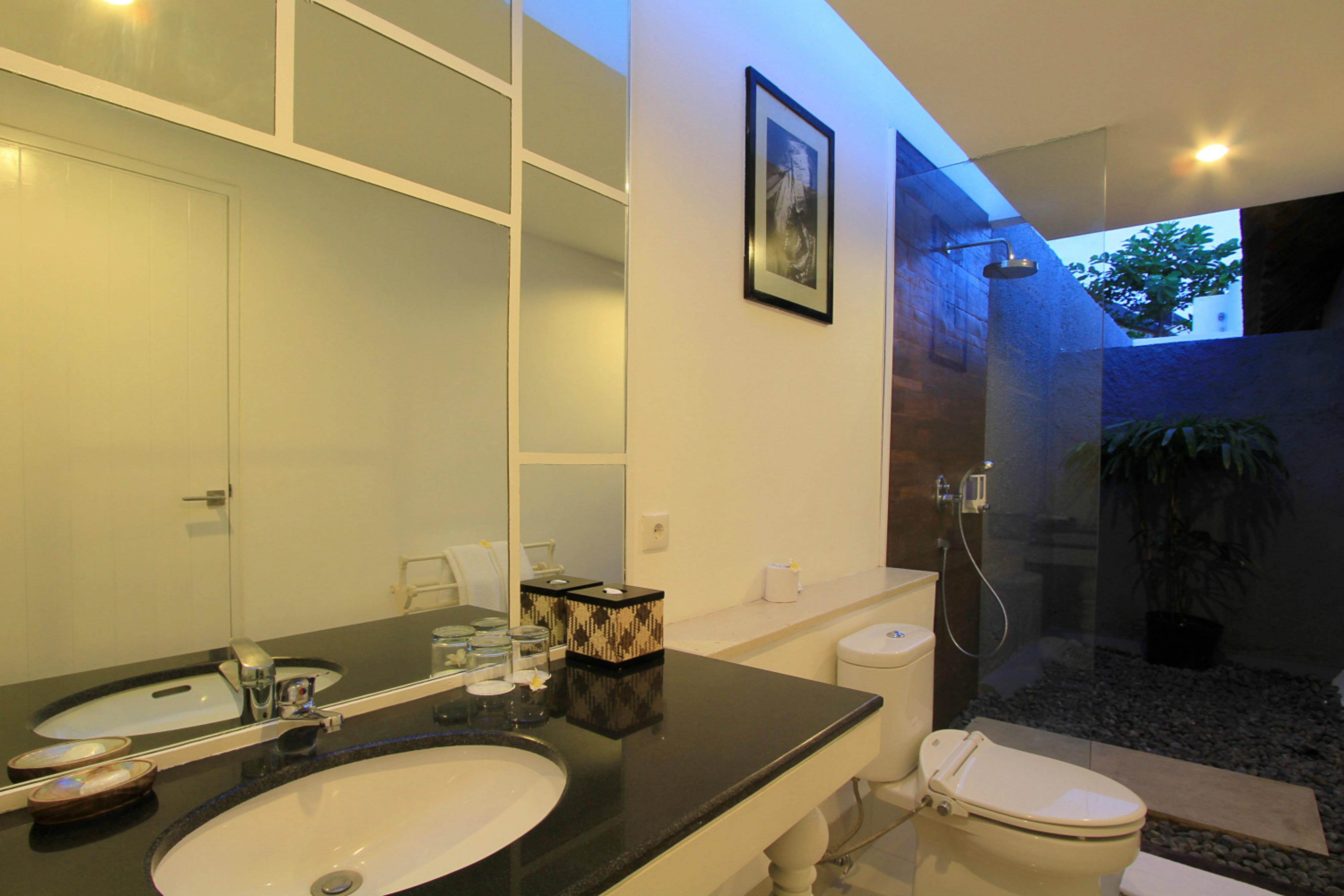 Collection O 20 Astana Kunti Seminyak Hotel ภายนอก รูปภาพ